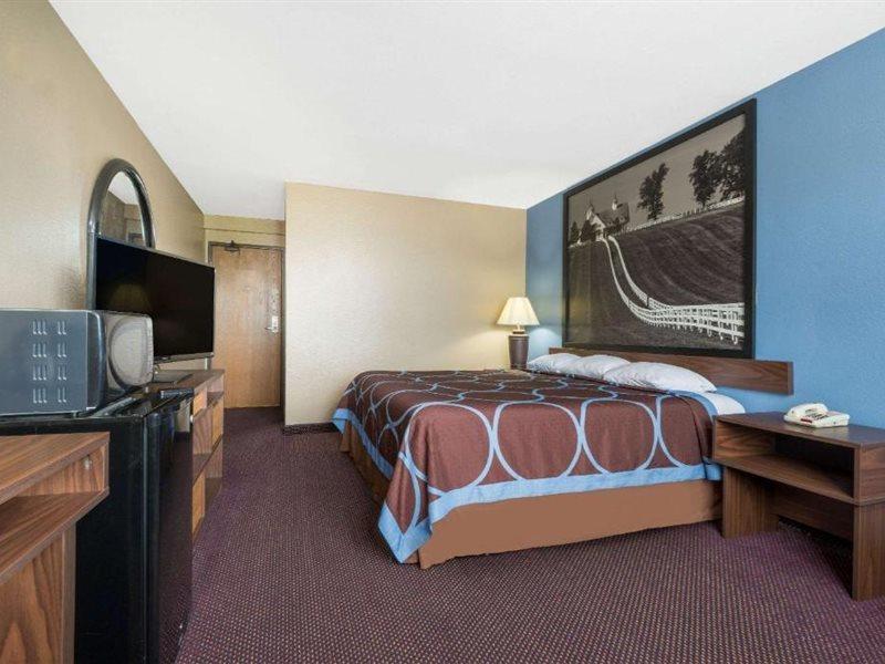 Super 8 By Wyndham Corbin Ky Motel Bagian luar foto