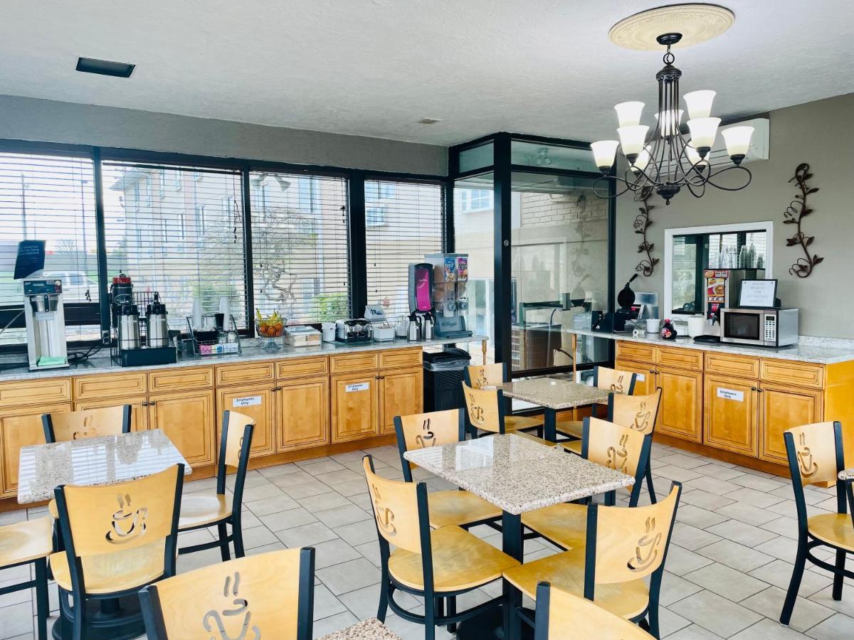 Super 8 By Wyndham Corbin Ky Motel Bagian luar foto