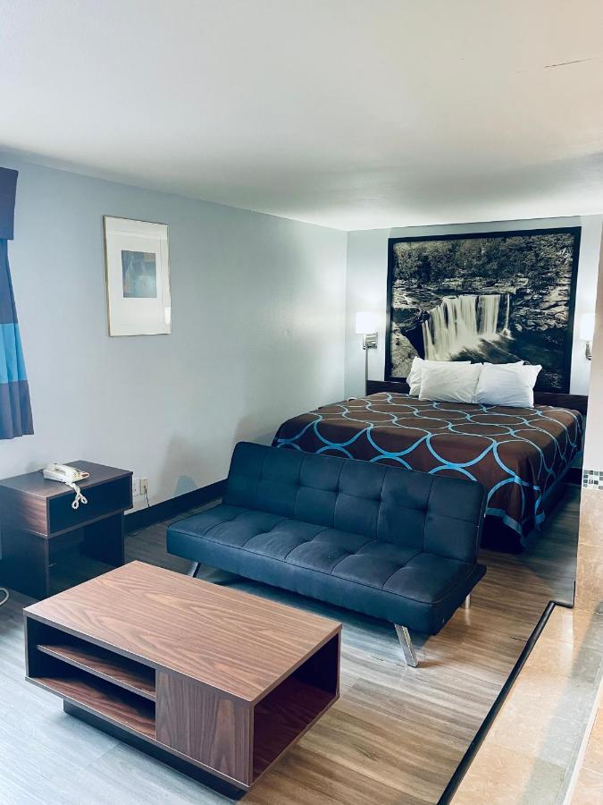Super 8 By Wyndham Corbin Ky Motel Bagian luar foto