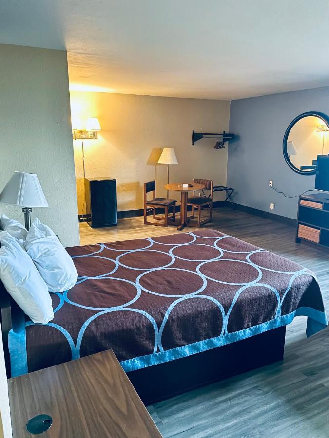 Super 8 By Wyndham Corbin Ky Motel Bagian luar foto