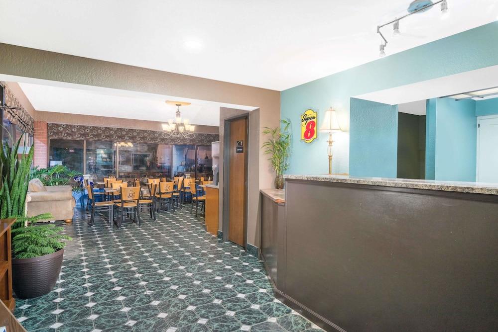 Super 8 By Wyndham Corbin Ky Motel Bagian luar foto